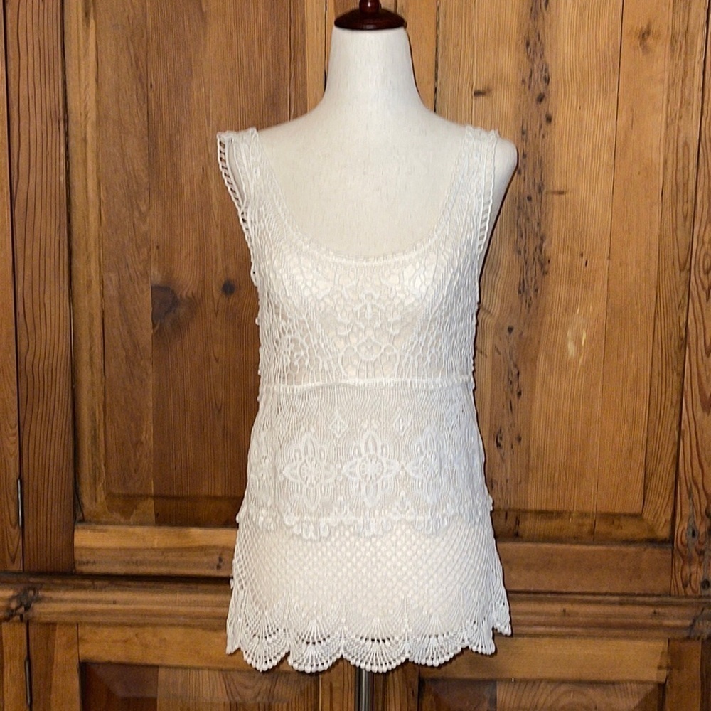 American Eagle Cotton Lace Neutral Top Sz. XS - Picture 5 of 10